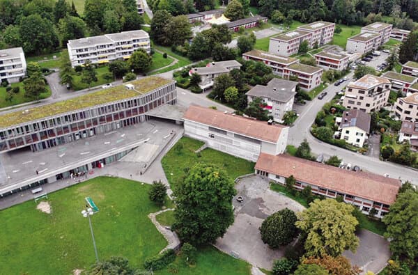 EWZ-Zuerich_Schulhaus-Falletsche_bearbeitet