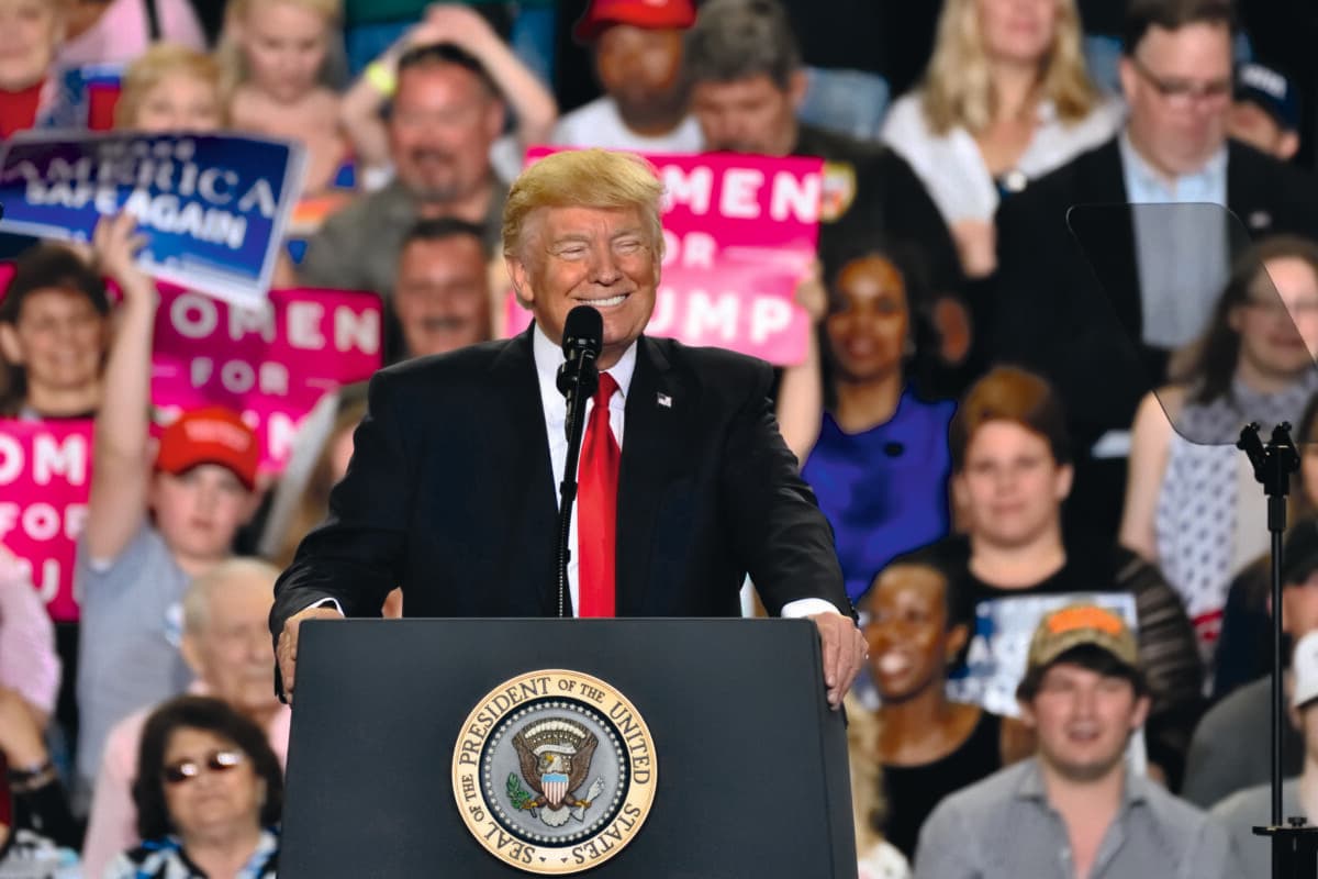 Trump_Tanja_Ausland_shutterstock_630783077