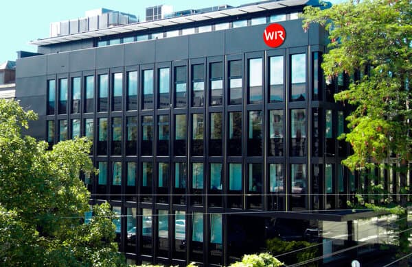 WIR-Bank-Hauptsitz-Basel_bearbeitet