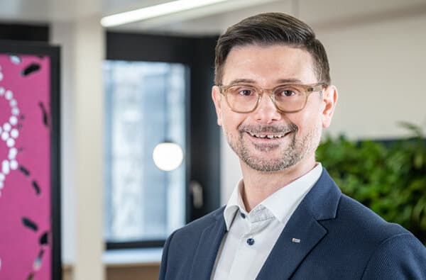 GS1_Jan_Eberle_Portraitbild_bearbeitet