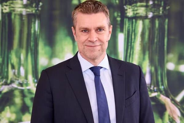 Lukas Burkhardt CEO Vetropack