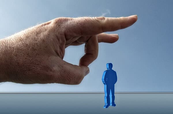 Arbeitslosigkeit-Jobverlust_Bild-Pixabay_bearbeitet