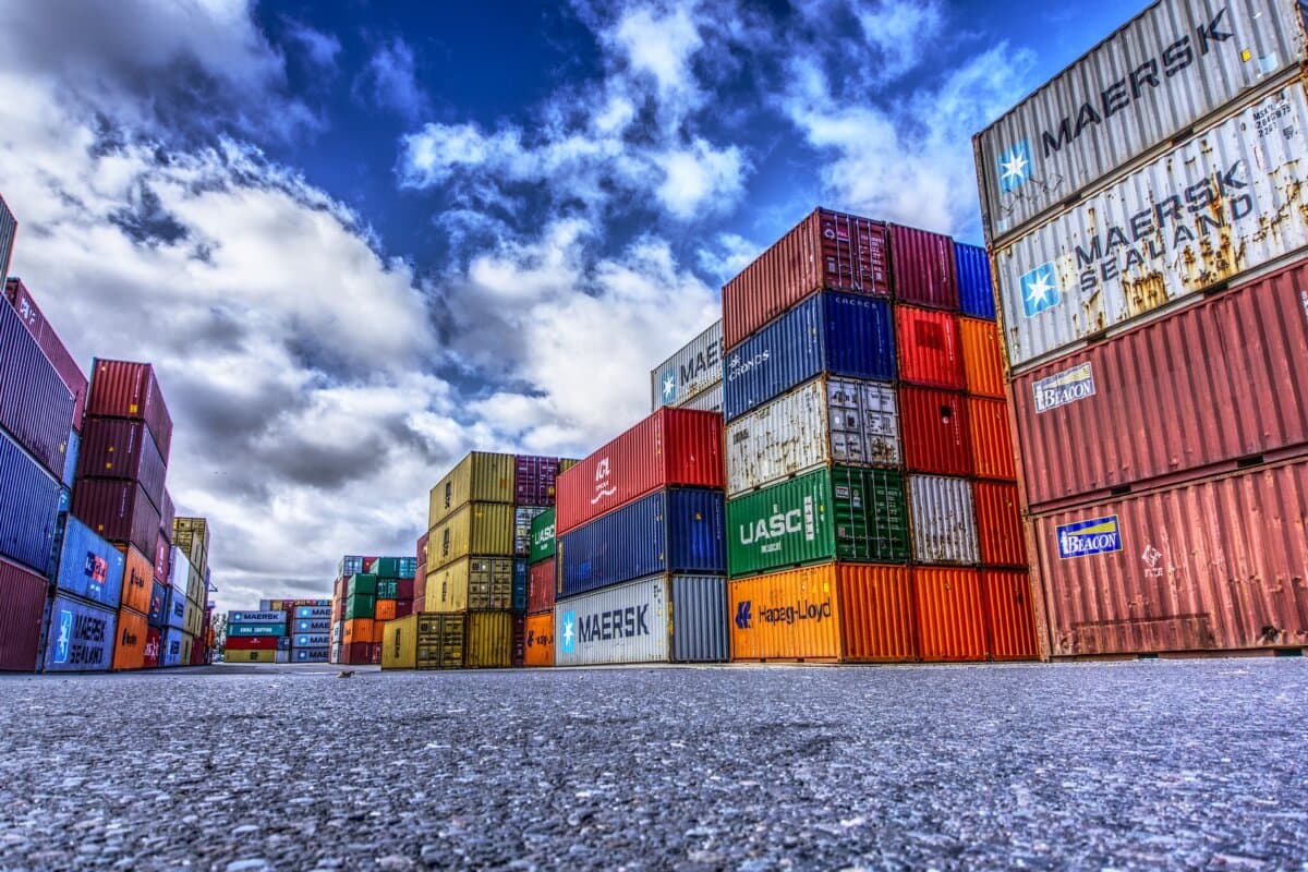 Export_SGE_CreditSuisse_pixabay_container_3118783_1920
