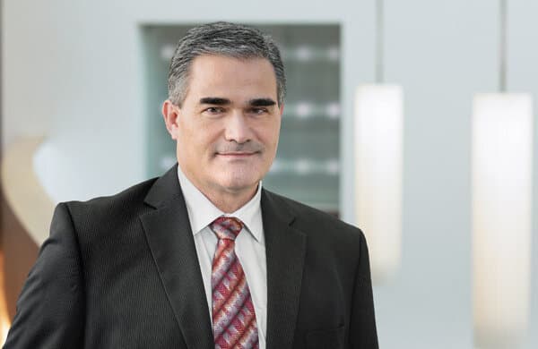 Graubuendner-Kantonalbank-GKB_Fulvio-A-Bottoni_bearbeitet