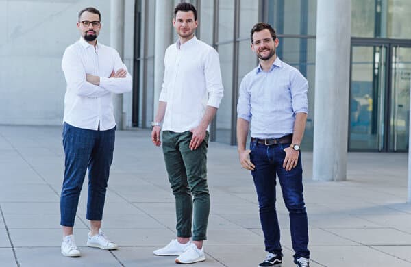 JUSTROCKET_Gruendertrio_David_Manuel_Matyas_300dpi__c_blende11_bearbeitet